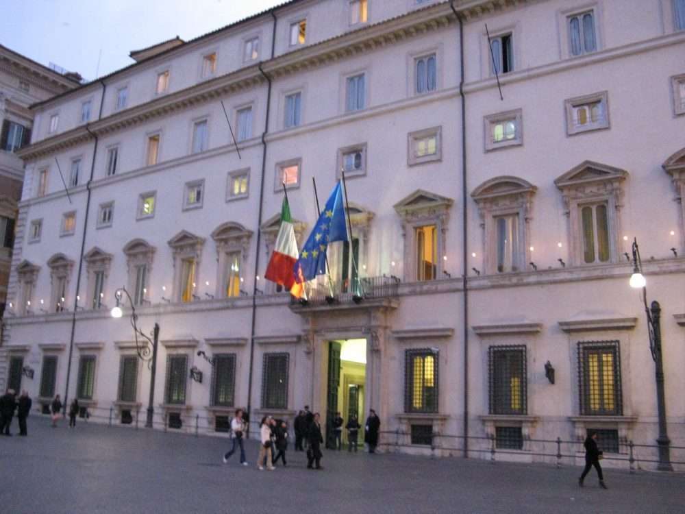 Dal green pass alle pensioni, dall’economia al catasto: la maggioranza rischia di spaccarsi nuovamente