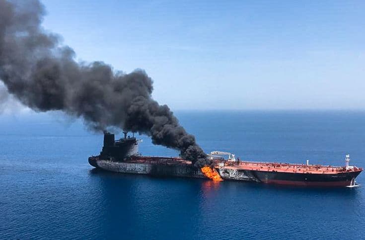 Petroliera americana colpita da un drone in Egitto: cresce la tensione nel Mediterraneo