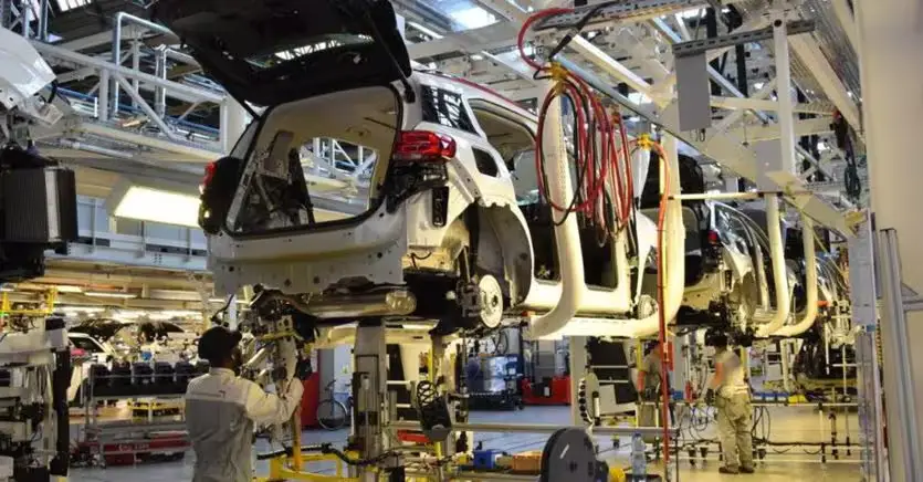 Stellantis rivede al ribasso le stime del 2024