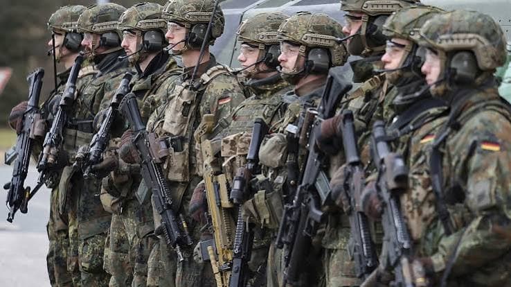 Germania, fuga dalla divisa: quasi 6mila giovani rinunciano al servizio militare