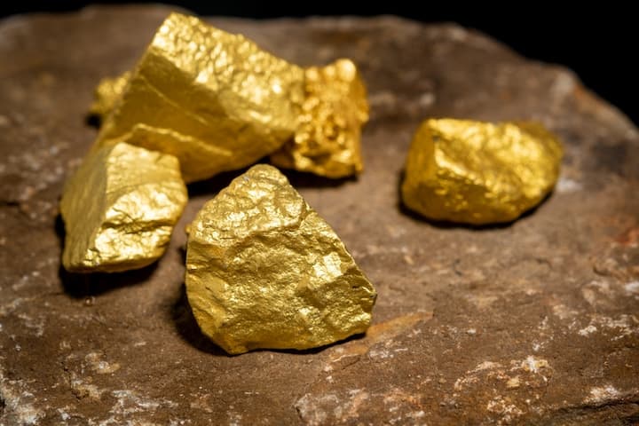 Oro ai massimi storici: all'oncia 4.714 dollari
