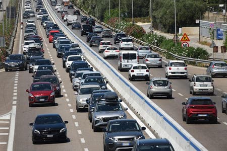Esodo estivo, bollino rosso previsto per tutto il weekend