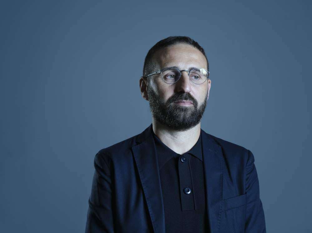 Quanto consuma una fiera? La parola al direttore di Art Basel Vincenzo de Bellis