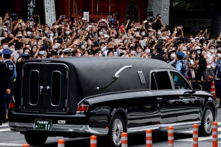 La Cina piange la morte di Shinzo Abe, ma i nazionalisti non dimenticano