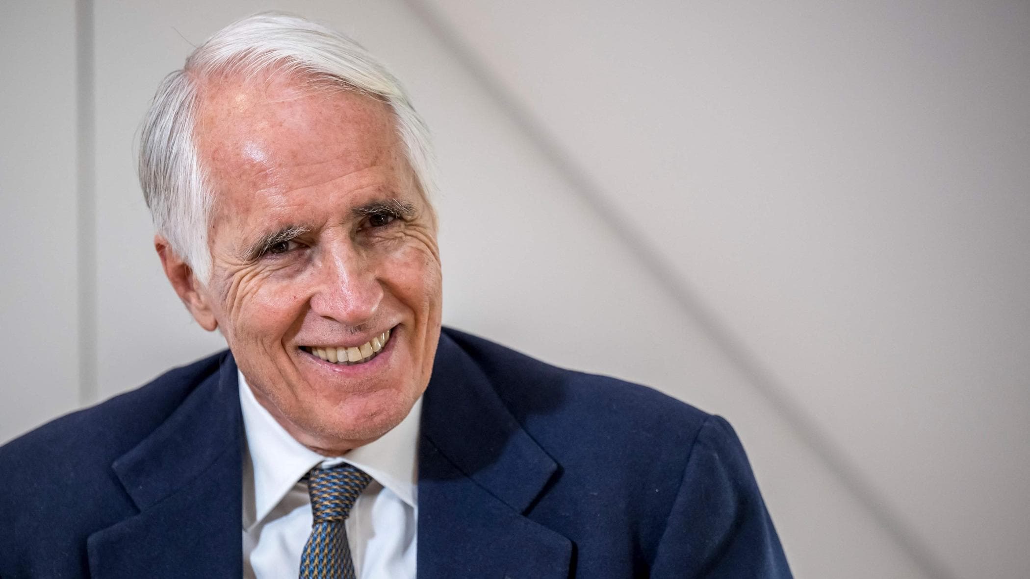 Figc, Malagò il nuovo presidente: "Mi sento figlio, fratello e padre di ognuno di voi"