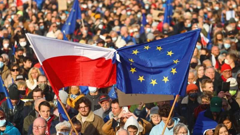 L’Olanda chiederà all’Ue di congelare i fondi del Recovery destinati alla Polonia