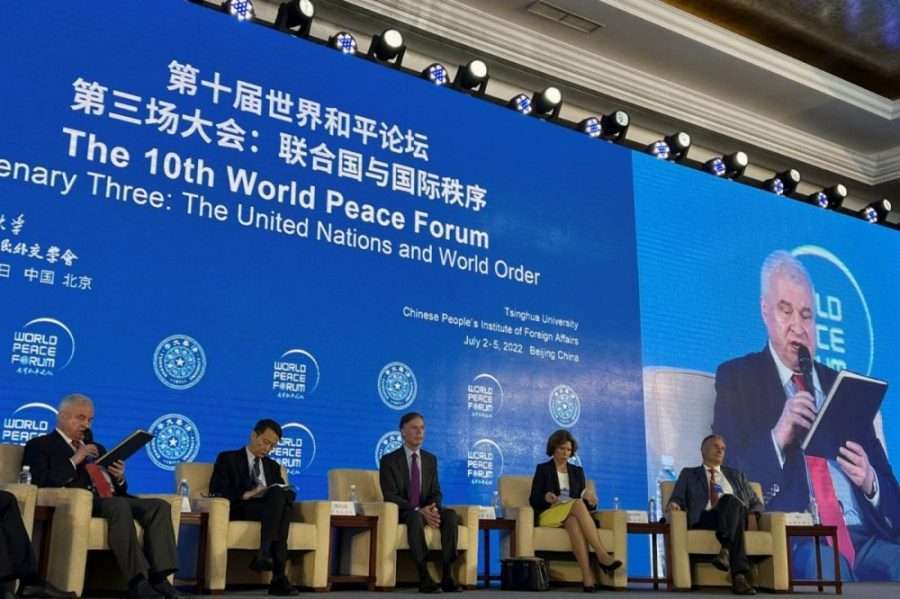 Cina, al World Peace Forum scambio di accuse tra Russia e Stati Uniti