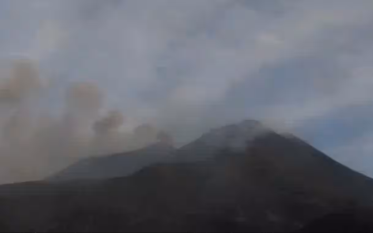 Etna, aeroporto di Catania chiuso fino alle 14:30: voli sospesi per la cenere vulcanica