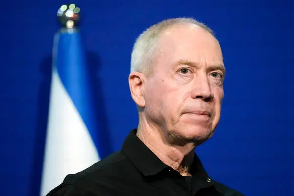 Netanyahu licenzia il ministro della difesa Gallant