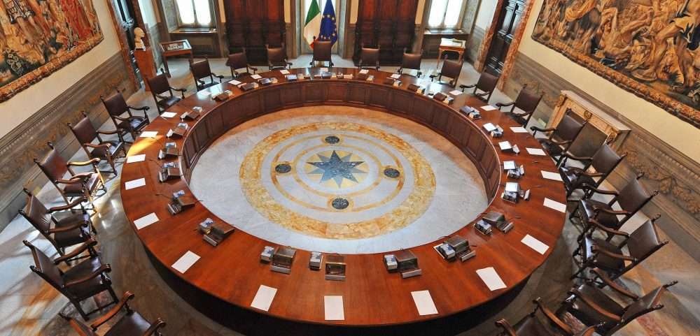 Approvato il decreto Proroghe, cade l’obbligo di smart working per il 50% della PA