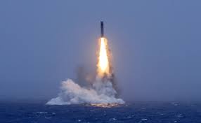 Cina, test di un missile strategico nel Pacifico: cresce la tensione nella regione