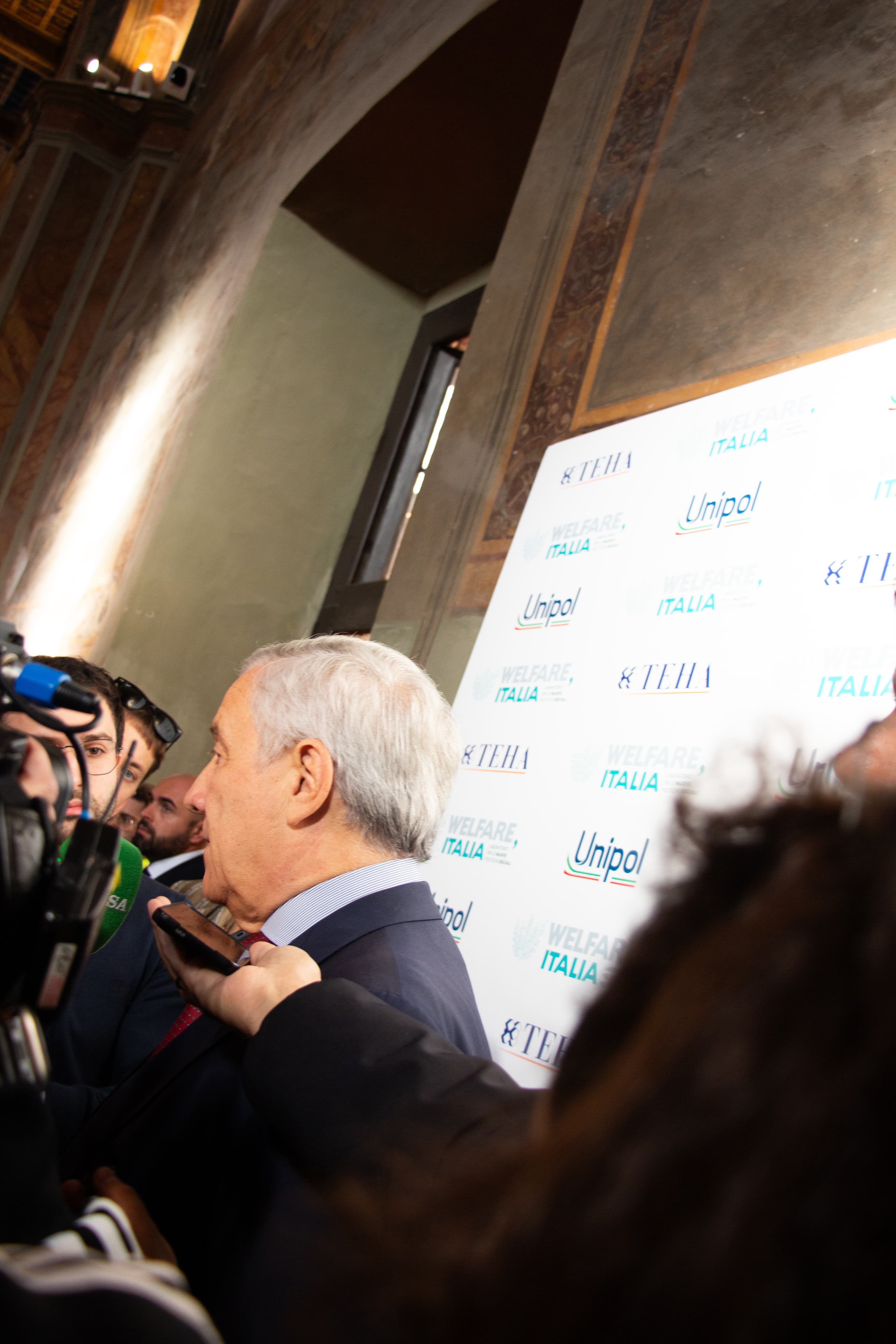 Proteste al Sud, Tajani: “Evitare di interrompere i servizi, si danneggiano i cittadini e non si ottiene alcun vantaggio”