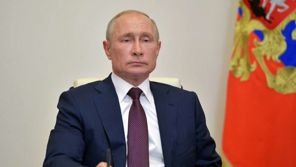 Putin vince le presidenziali in Russia, per la prima volta parla di Navalny