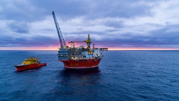 Eni vara lo scafo di Nguya FLNG, avanzamento del progetto Congo LNG