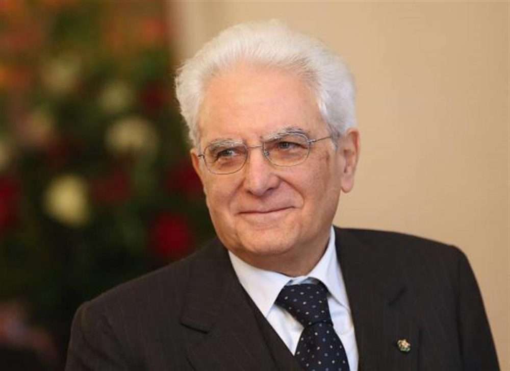 Quirinale: Mattarella rieletto con 759 voti all’ottavo scrutinio fortifica il governo tranquillizza il Paese