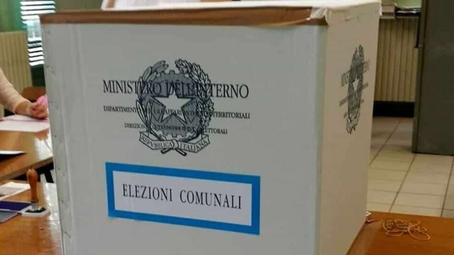 Elezioni amministrative 2021: A Milano, Bologna e Napoli vince il centrosinistra. Al ballottaggio Roma, Torino Trieste