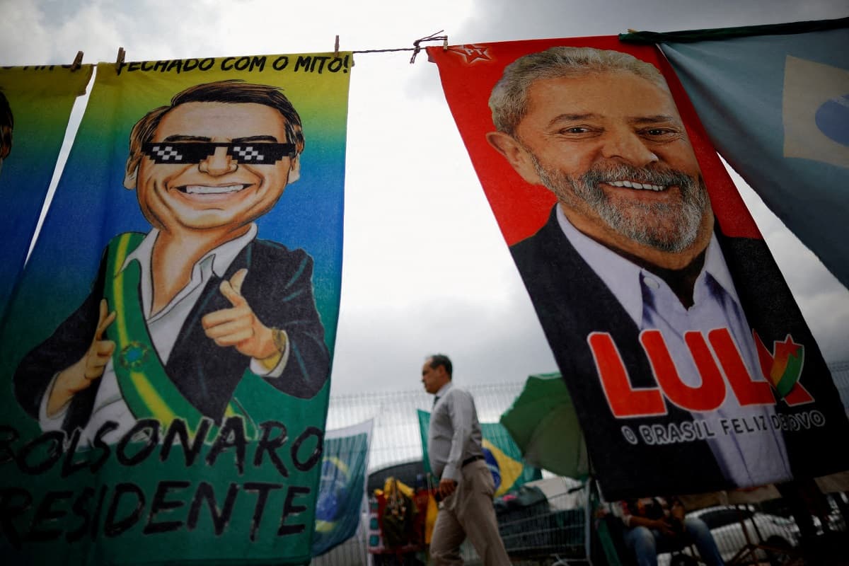 Brasile, ballottaggio presidenziale: Lula e Bolsonaro raggiungono il 50%, per la prima volta è parità