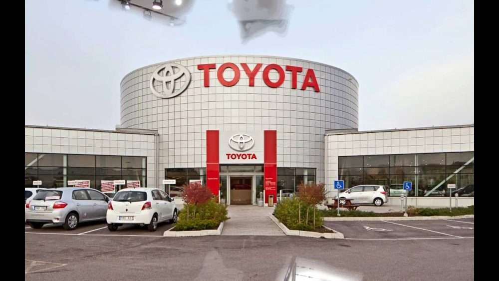 Toyota: nel 2021 il produttore di automobili più venduto al mondo, supera Volkswagen