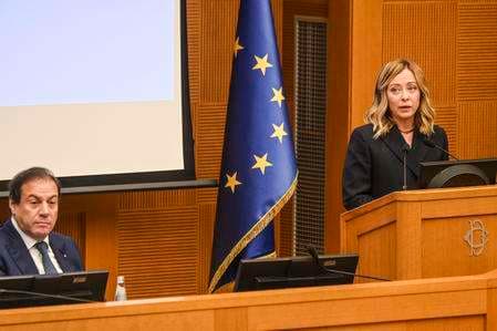 Fisco, torna il Redditometro e agita la maggioranza. Meloni: “Con me mai nessun grande fratello fiscale”