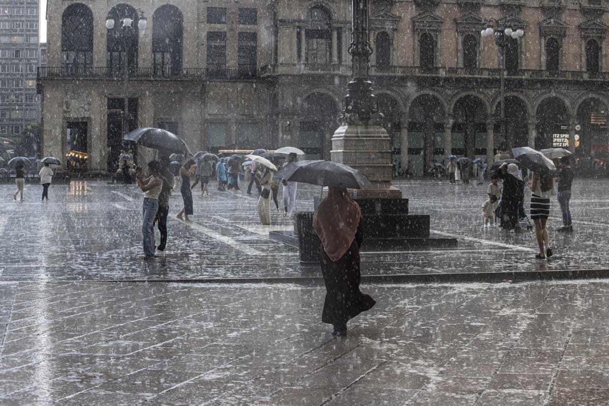 Temporali dopo il caldo, due morti colpiti dai fulmini