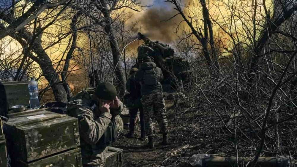 Time Ticking for Ukraine’s Counter-Offensive: US Army Chief Warns of Approaching Weather Challenges
