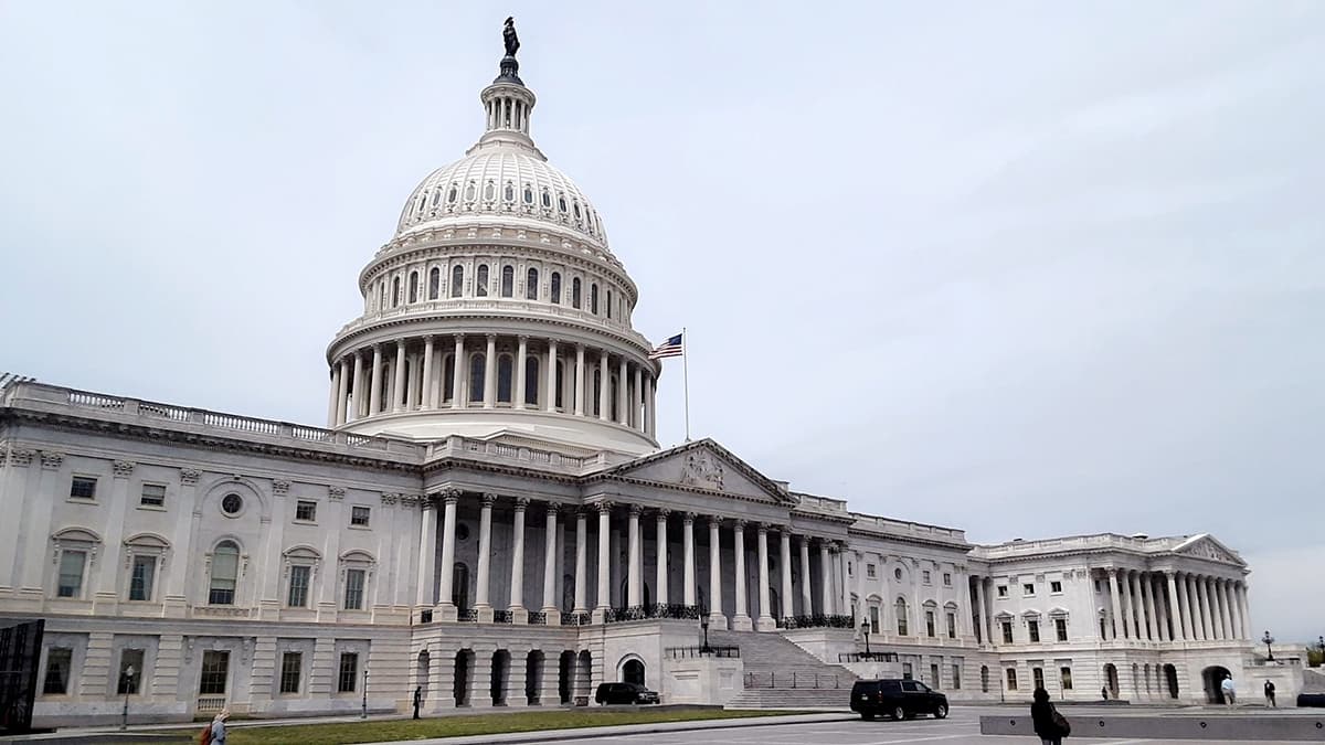Usa. Mike Johnson è stato rieletto speaker della Camera