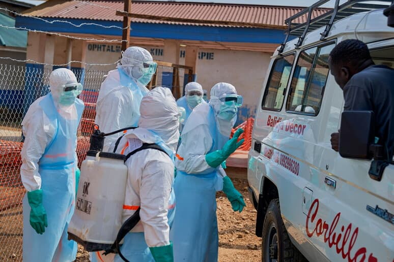 Ebola. Allarme rosso in Congo, 1400 morti e l'epidemia non si arresta