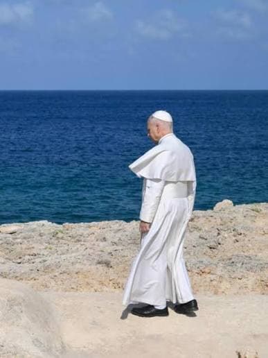 Papa Leone XIV a Lampedusa: «Il mondo sia più umano»