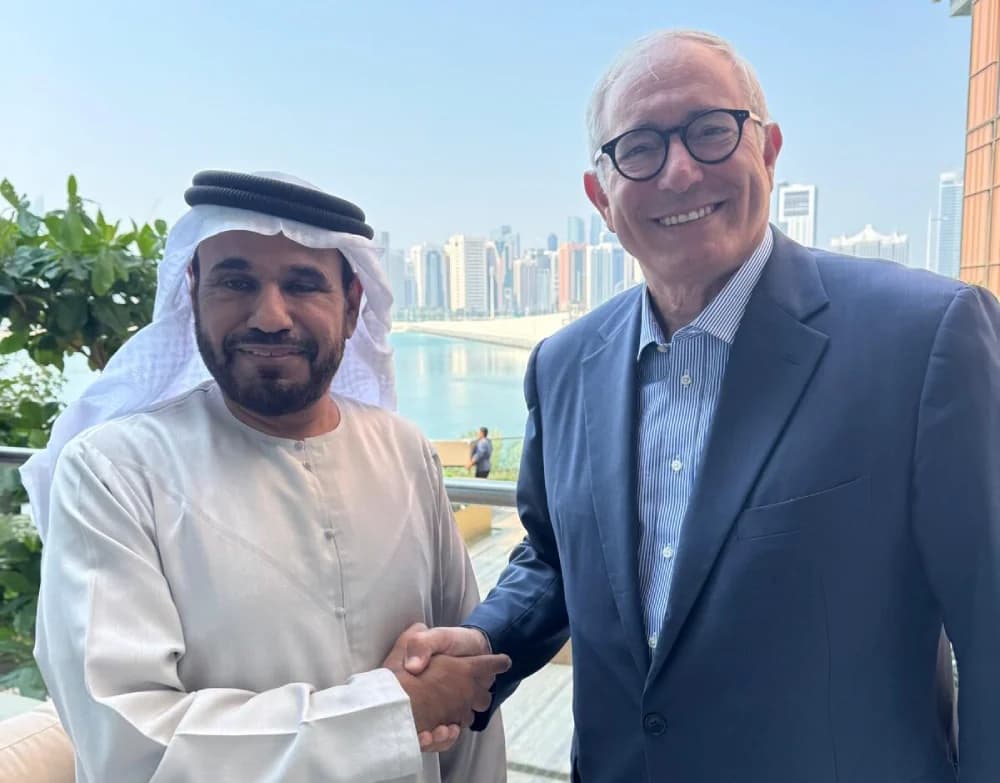 Smart Solutions Group and Associated Medias Sign International Cooperation Agreement