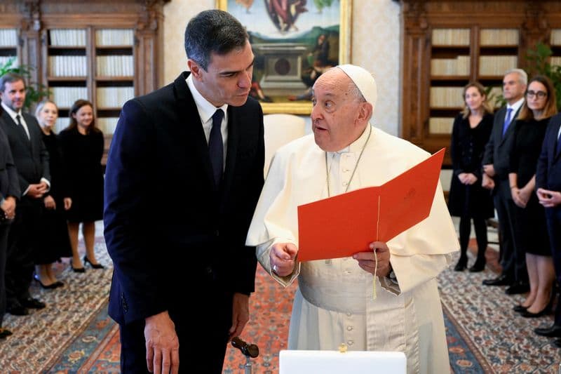 Il premier spagnolo Sanchez, chiederò a comunità internazionale lo stop all' invio di armi a Israele