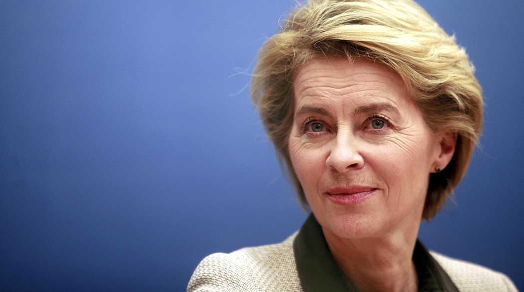 L'Ue prepara la stretta sui social per i minori: limiti d'età e accesso graduale alle piattaforme