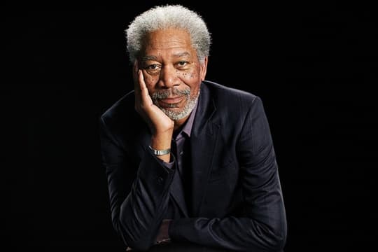 Morgan Freeman entra nel mondo della musica: la voce del premio Oscar racconta un secolo di blues