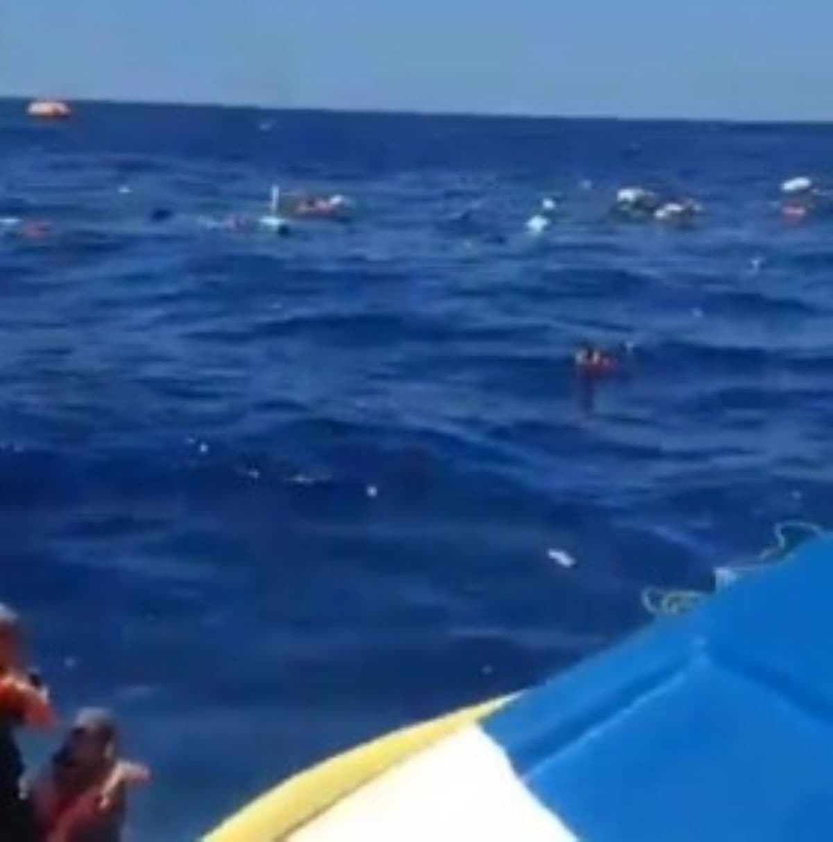 Tragedia al largo di Cipro del Nord: affonda un traghetto, sette vittime confermate