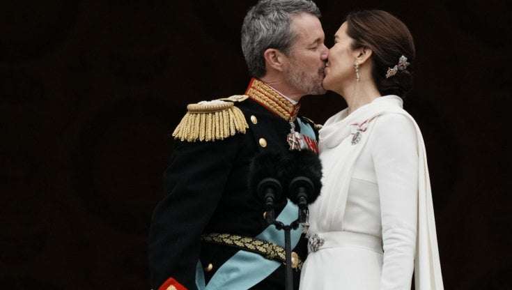 A New Era in Denmark: King Frederik X Ascends the Throne as Queen Margrethe II Abdicates