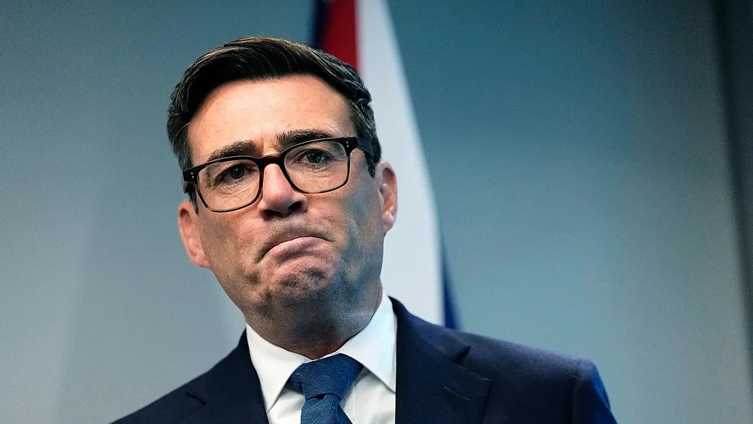 Regno Unito, Burnham riapre il dossier Brexit: «Possibile anche un ritorno nell’Unione europea»