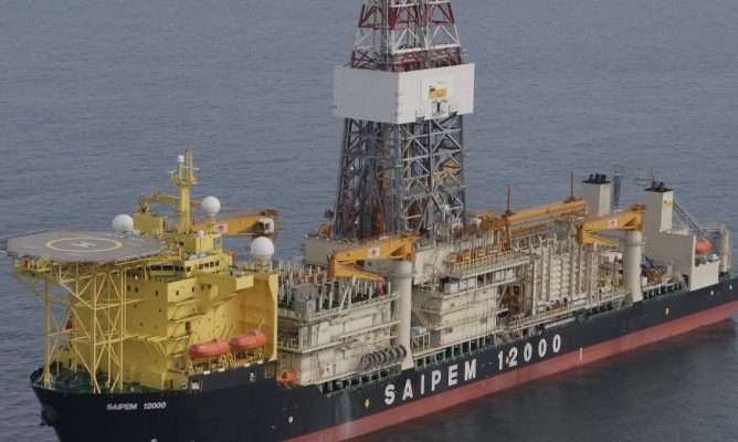 Saipem: il titolo crolla in borsa dopo un terzo profit warning, si tenta aumento di capitale