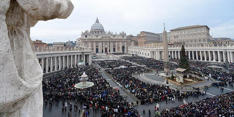Giubileo, l'apertura della Porta Santa. Papa Francesco: "La speranza non delude"