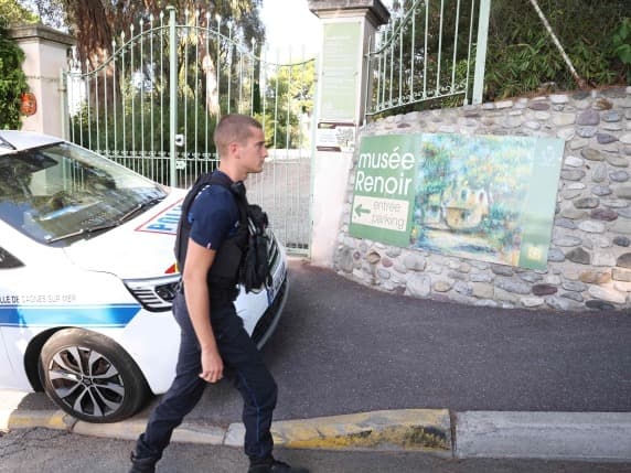 Quattro Renoir trafugati a Cagnes-sur-Mer, nel sud della Francia: colpo da 9 milioni di euro