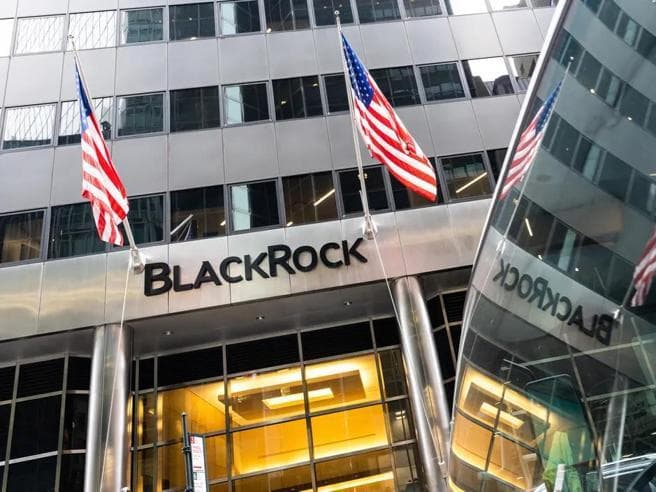 BlackRock ha ottenuto l’ok del governo: una partecipazione più del 3% nel capitale di Leonardo